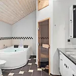 Awesome In With Sauna Сasa de vacaciones