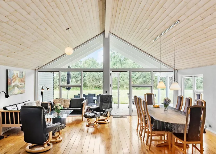 Holiday home Awesome In With Sauna Rodby